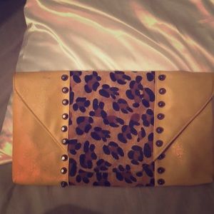 Leopard big clutch/crossbody